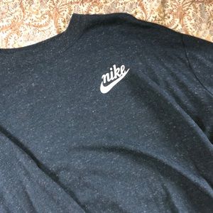 thin navy blue nike long sleeve - size m